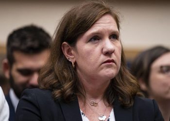 SCOTUS allows Trump to fire Biden-appointed FTC commissioner