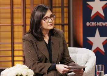 ‘60 Minutes’ journalist says CBS contract ended after furor over delayed segment