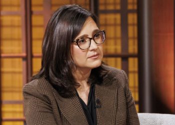 In major shake-up, CBS replaces ‘60 Minutes’ executive producer with tech journalist
